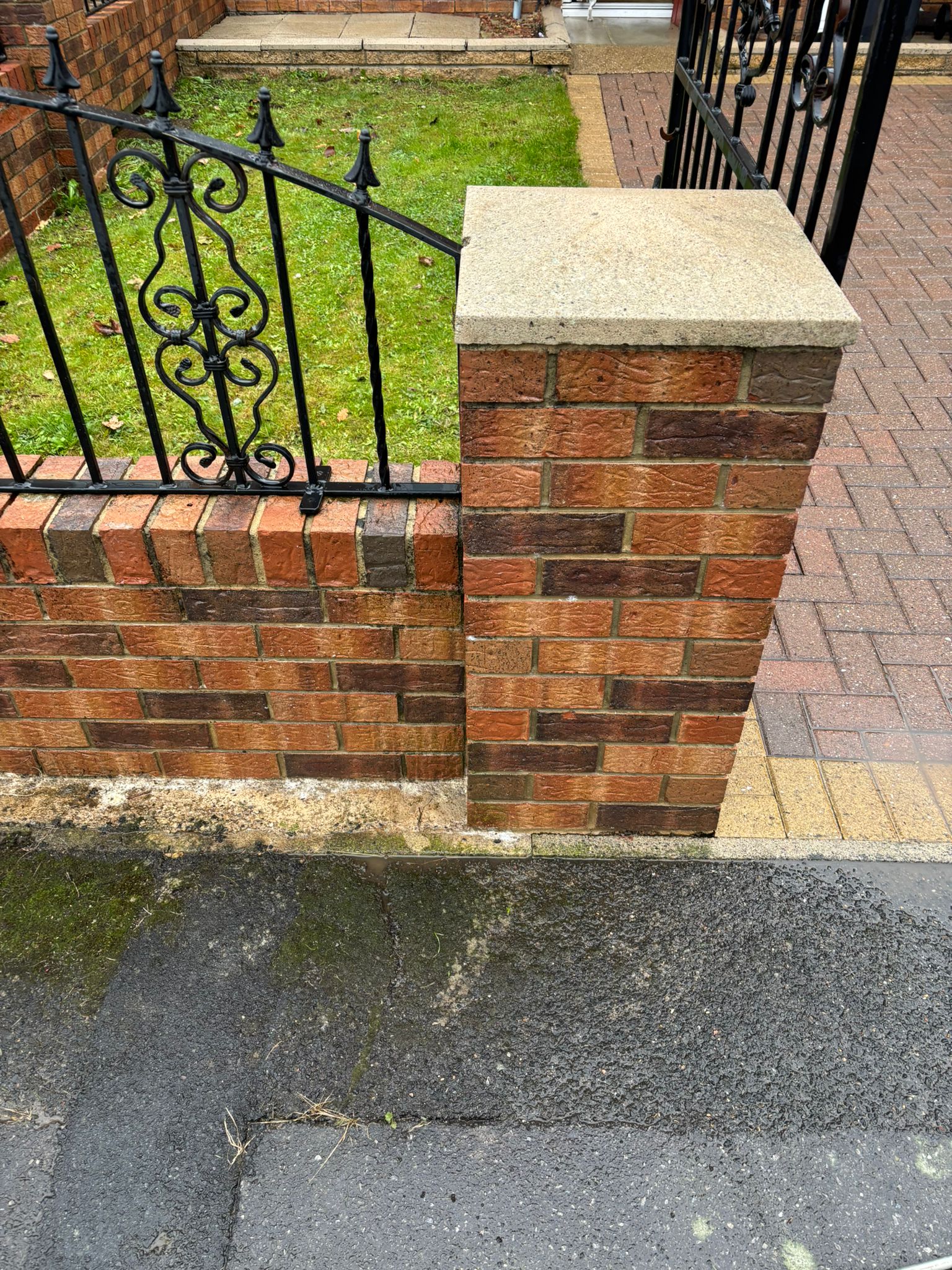 Wall cleaning service